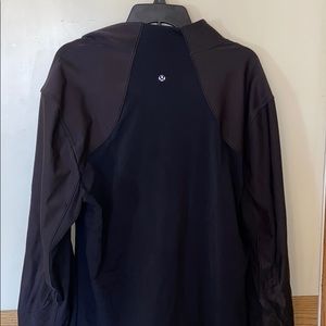 Lululemon Mens quarter zip long sleeve jacket